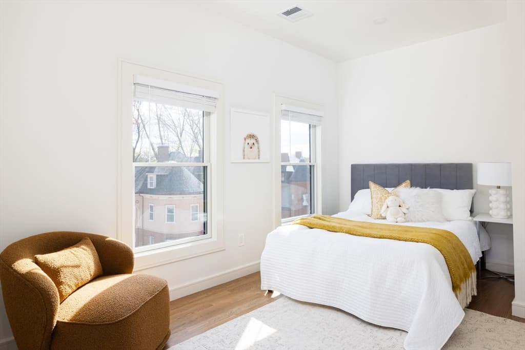 21 Kent Square # 2, Brookline MA 02446 photo 13
