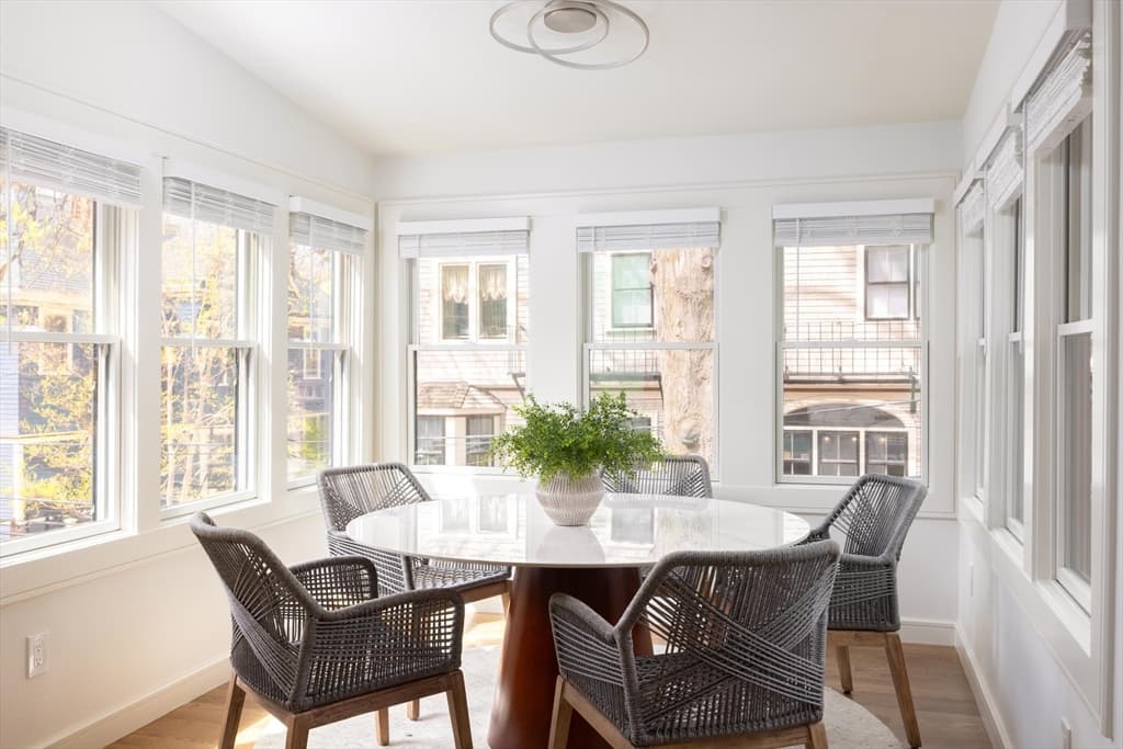 21 Kent Square # 2, Brookline MA 02446 photo 3