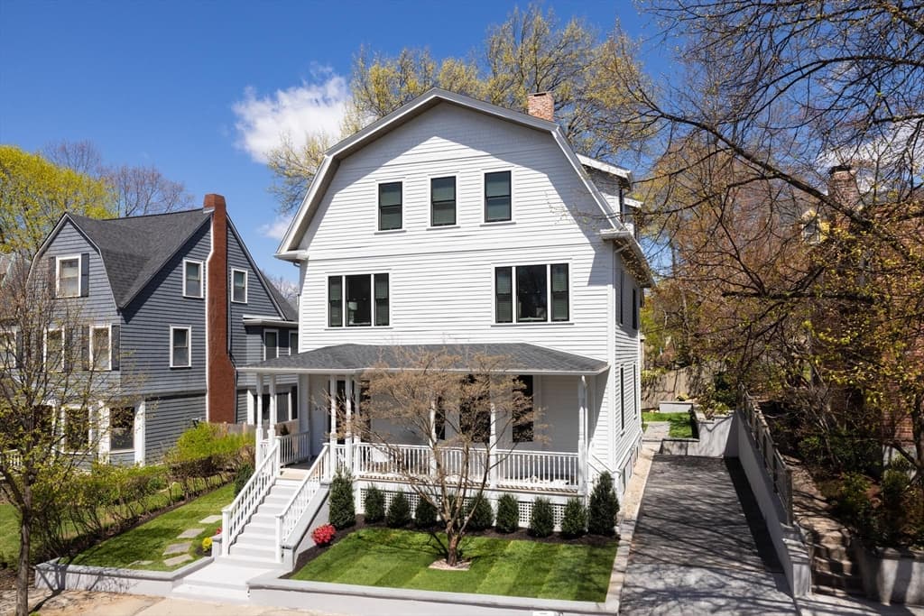 21 Kent Square # 2, Brookline MA 02446