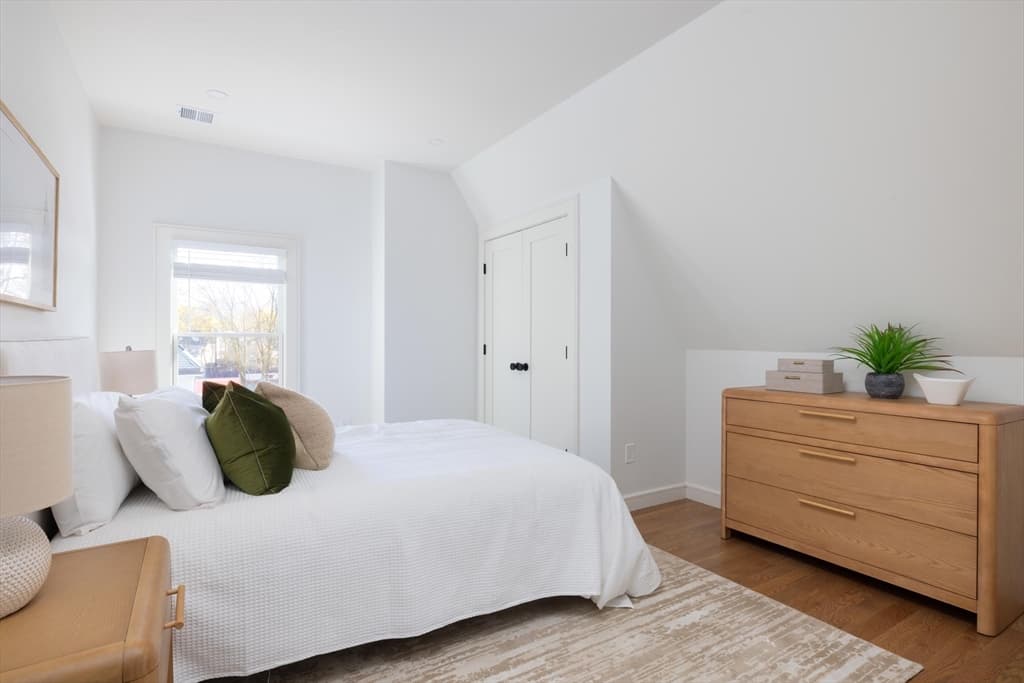 21 Kent Square # 2, Brookline MA 02446 photo 11