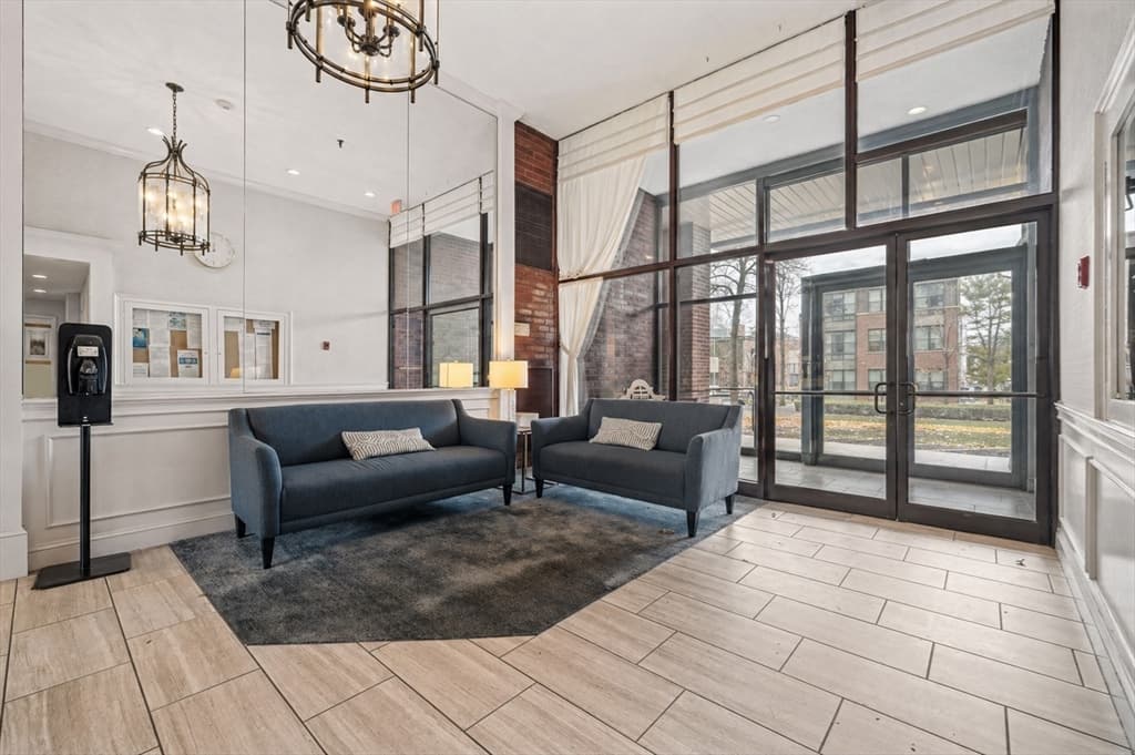 Condominium at 77 Adams Street # 610, Quincy MA 02169, photo 2 of 18