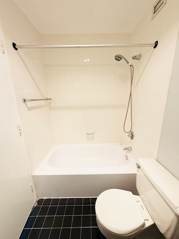 Condominium at 77 Adams Street # 610, Quincy MA 02169, photo 12 of 18