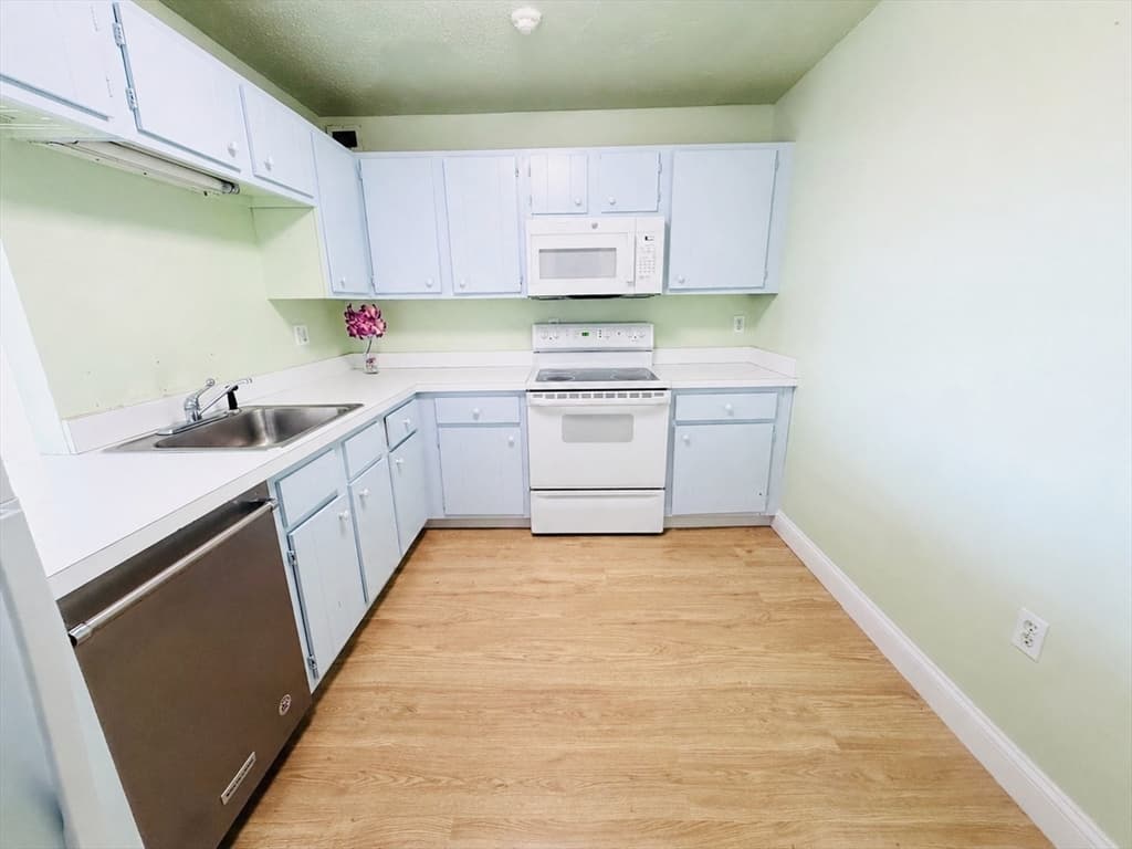 Condominium at 77 Adams Street # 610, Quincy MA 02169, photo 7 of 18