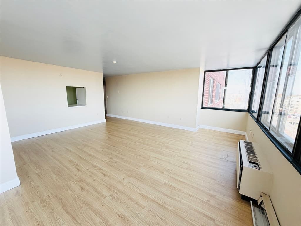 Condominium at 77 Adams Street # 610, Quincy MA 02169, photo 5 of 18