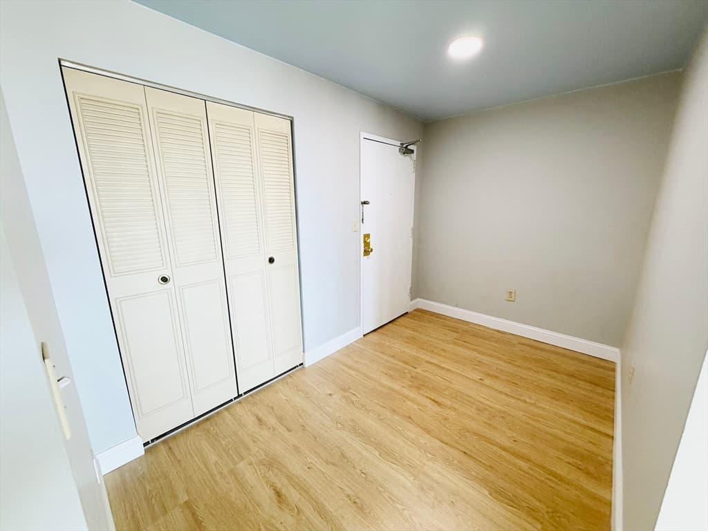 Condominium at 77 Adams Street # 610, Quincy MA 02169, photo 10 of 18