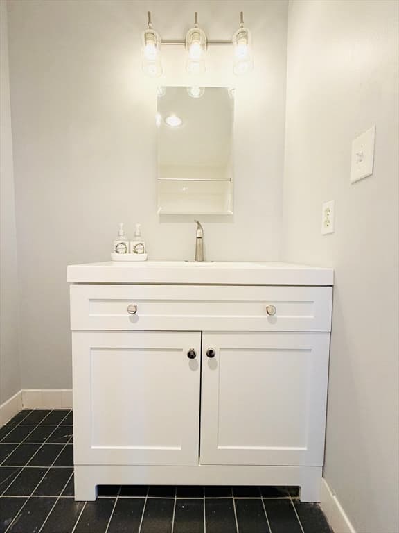 Condominium at 77 Adams Street # 610, Quincy MA 02169, photo 11 of 18