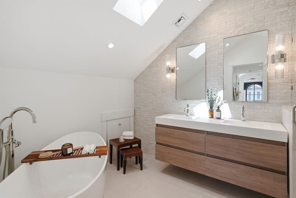 Single Family Residence at 9 Mt Auburn St, Cambridge MA 02138, Cambridge, photo 16 of 33