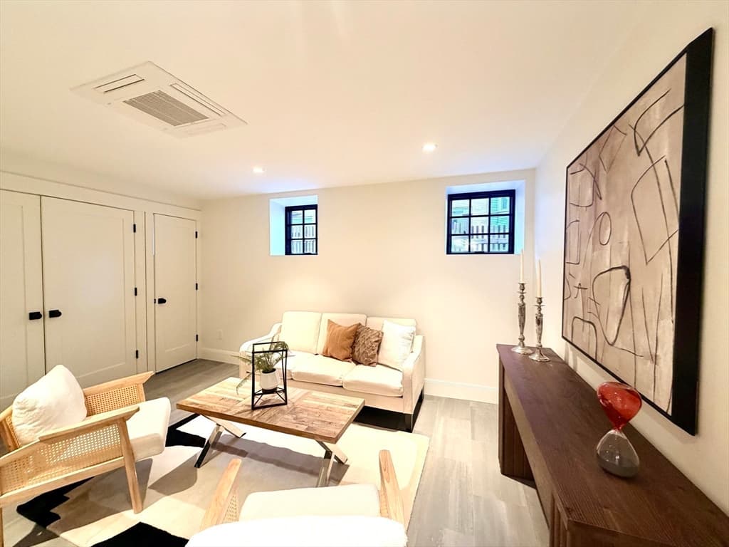 Condominium at 11 Mt Auburn St # A, Cambridge MA 02138, Cambridge, photo 26 of 32