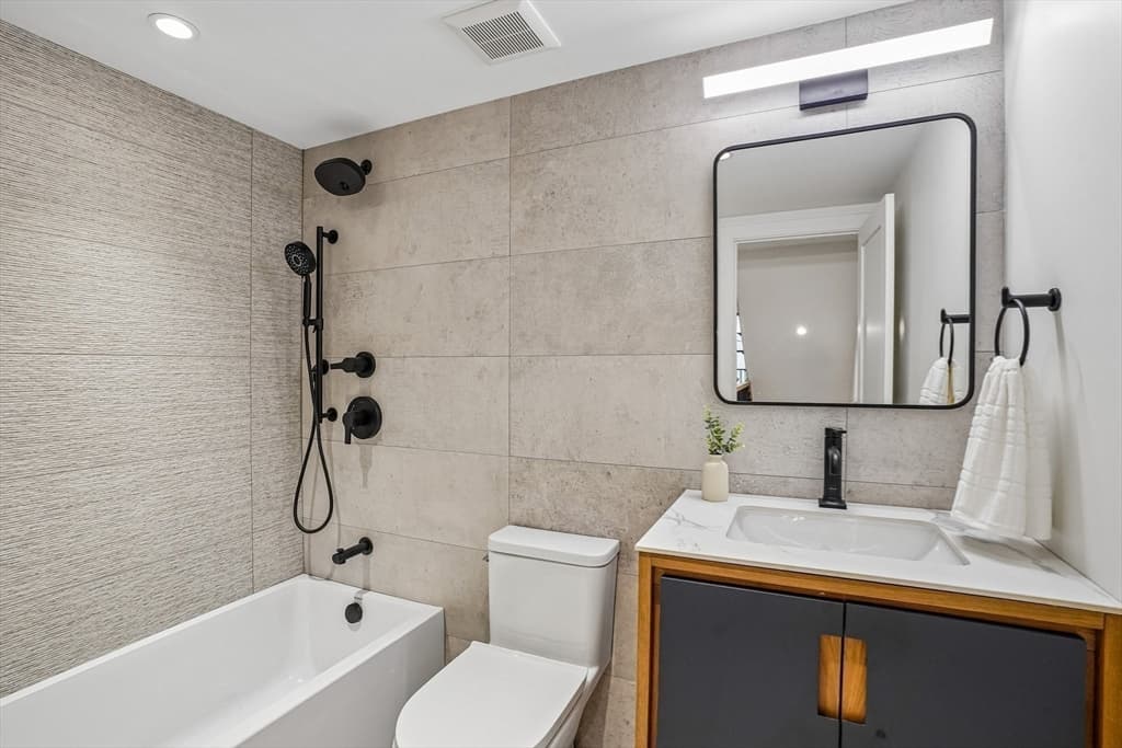 Condominium at 11 Mt Auburn St # A, Cambridge MA 02138, Cambridge, photo 10 of 32
