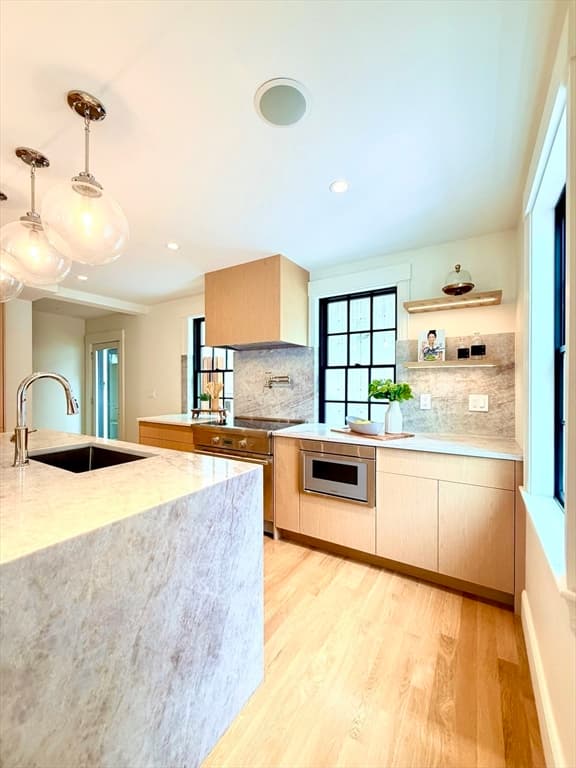 Condominium at 11 Mt Auburn St # A, Cambridge MA 02138, Cambridge, photo 8 of 32