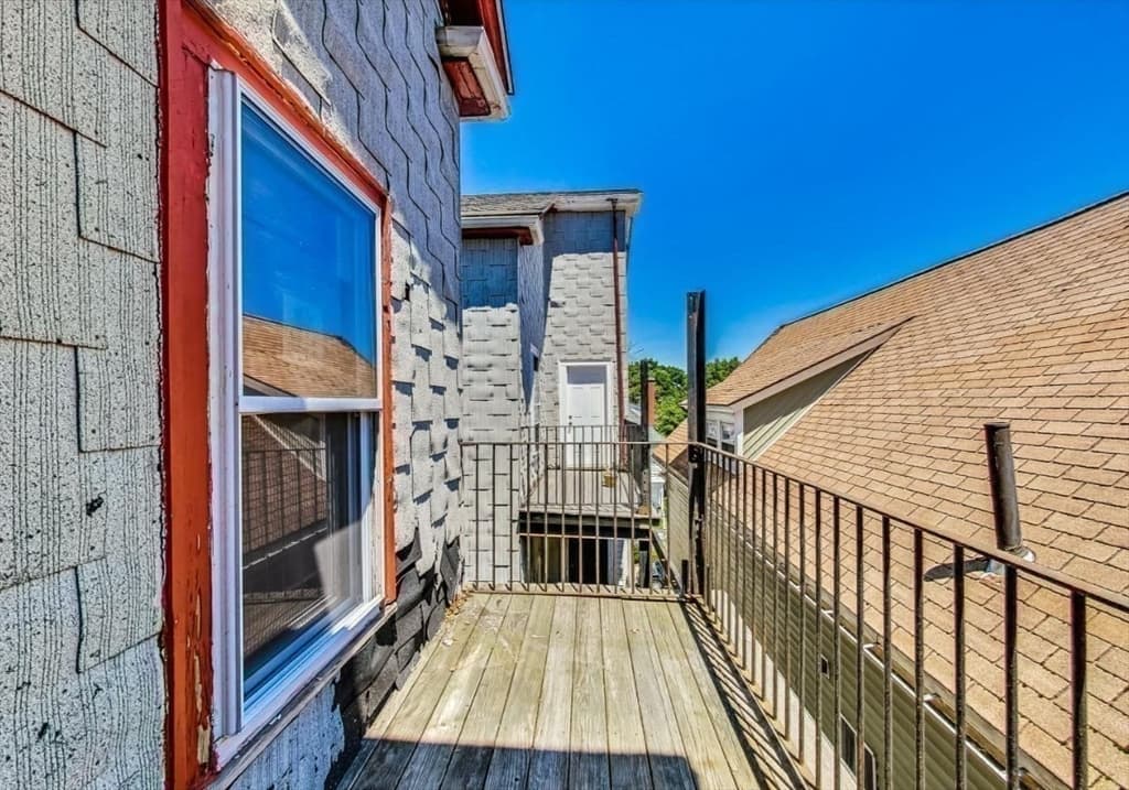 3 Family - 3 Units Up/Down at 472 Warren, Boston MA 02119, photo 23 of 42