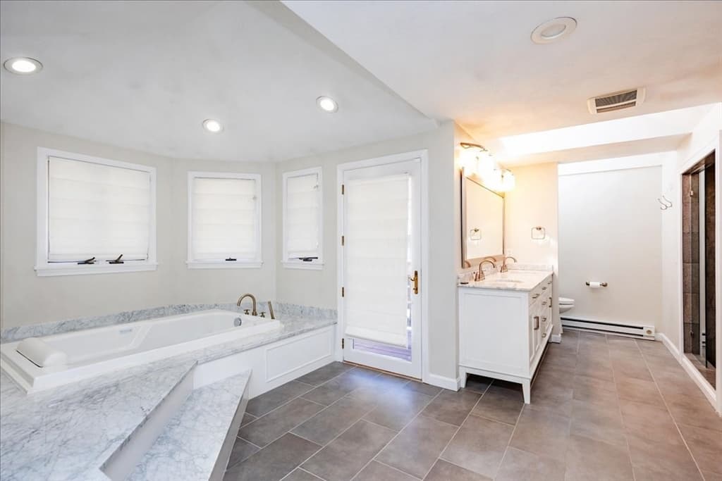 16 Cayuga Rd, Tewksbury MA 01876 photo 22