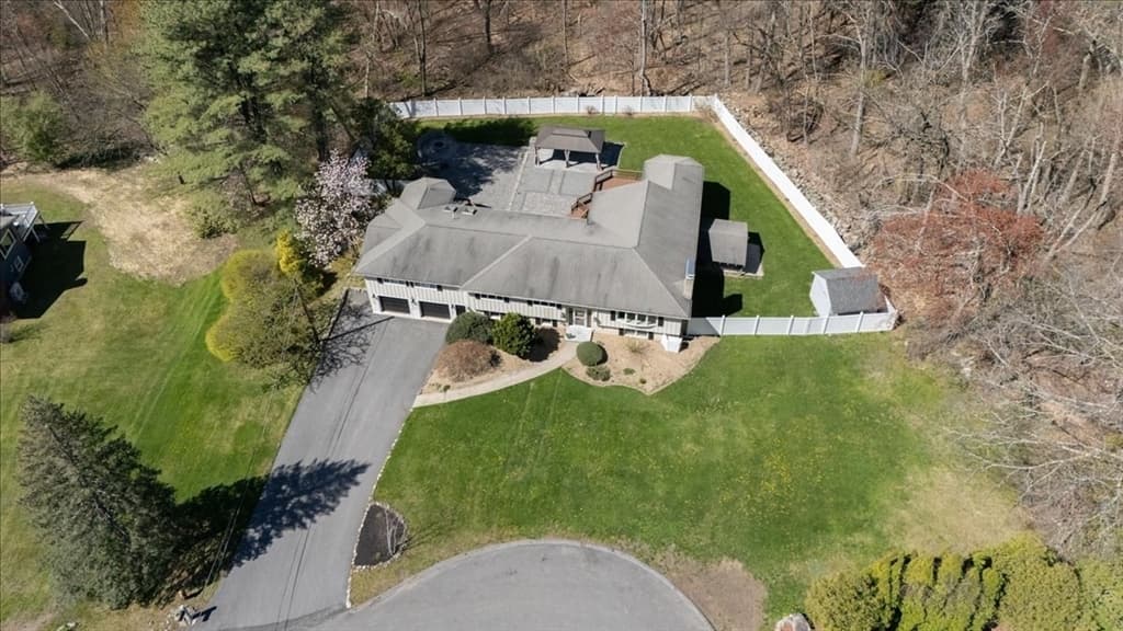 16 Cayuga Rd, Tewksbury MA 01876 photo 3