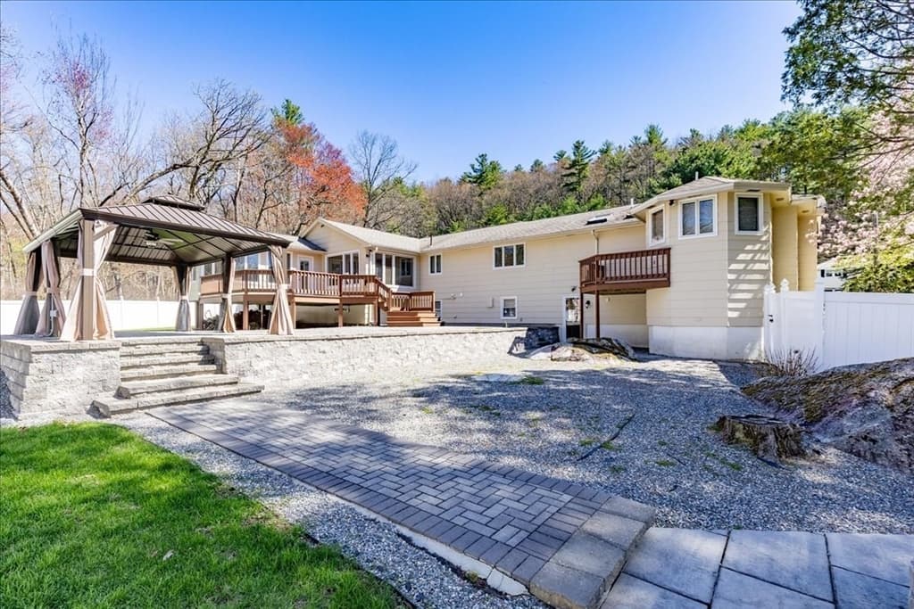 16 Cayuga Rd, Tewksbury MA 01876 photo 40