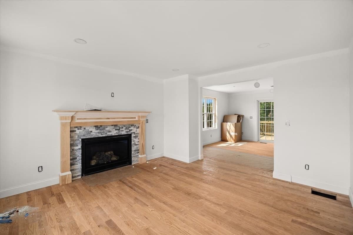 Single Family Residence at 49 Thompson St, Middleboro MA 02346, photo 11 of 42