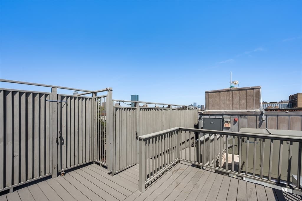 Condominium at 70-72 Northampton St # 200, Boston MA 02118, photo 11 of 13