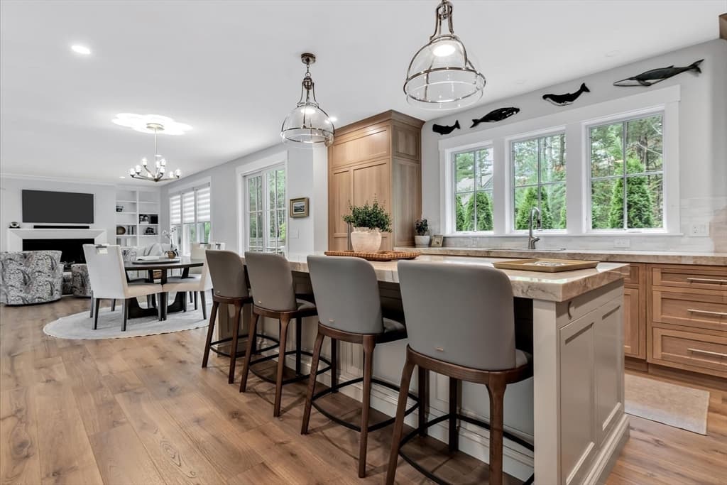Single Family Residence at 14 Herring Gull Rd, Mashpee MA 02648, Mashpee, photo 6 of 7