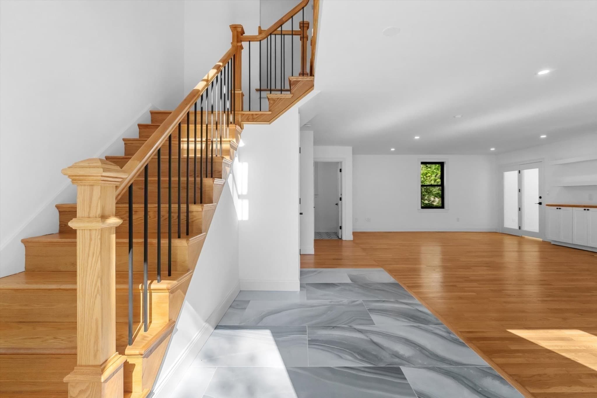 Single Family Residence at 7 Garden Rd, Wellesley MA 02481, photo 10 of 39