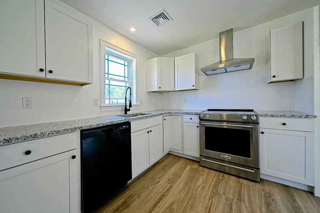 13 Park Pl, Mattapoisett MA 02739 photo 25