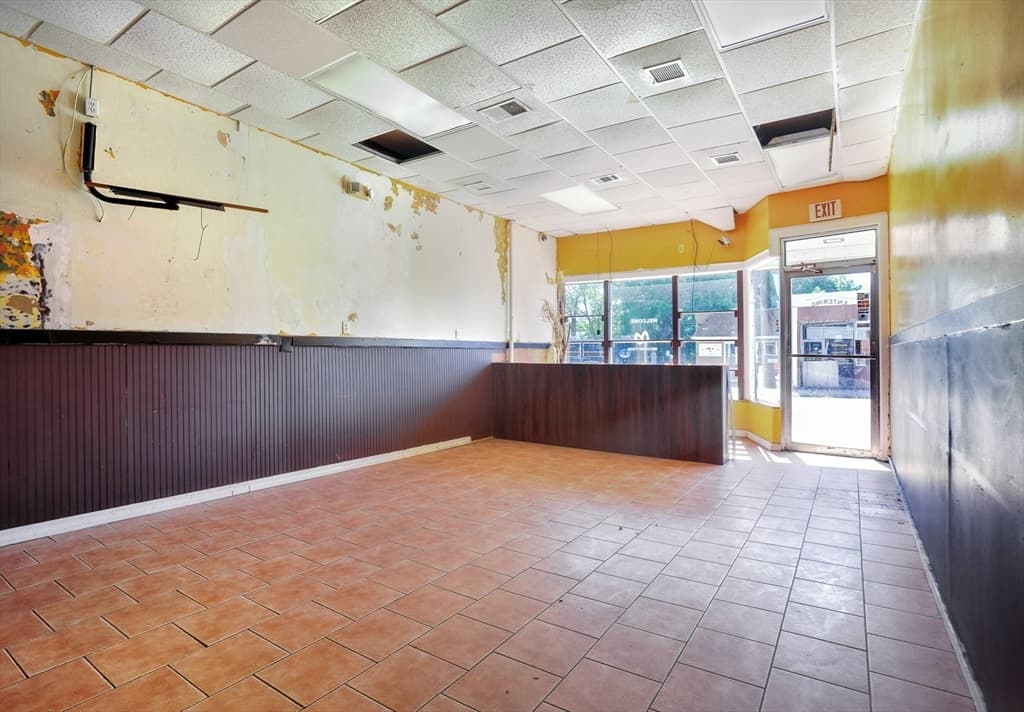 Commercial Sale at 372 South Ave, Whitman MA 02382, photo 5 of 17