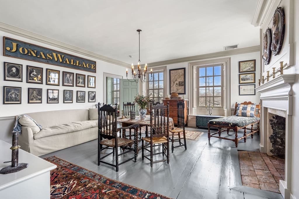 Single Family Residence at 17 Federal St, Newburyport MA 01950, photo 2 of 42