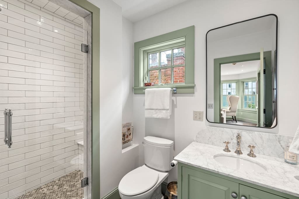 Single Family Residence at 17 Federal St, Newburyport MA 01950, photo 17 of 42
