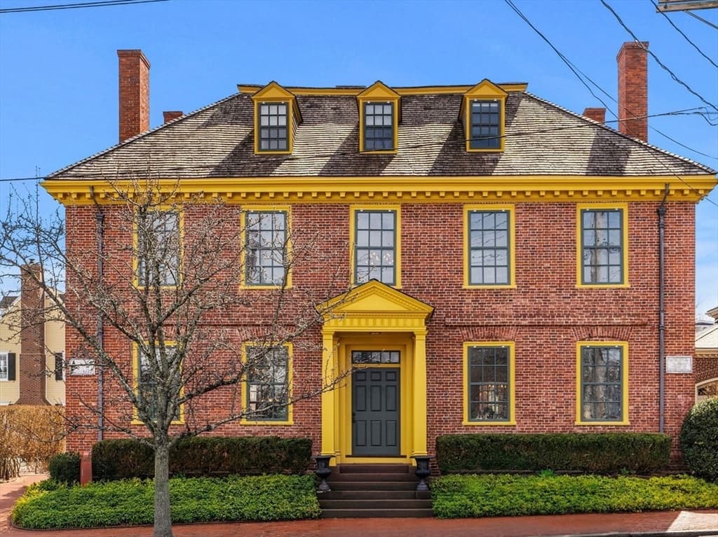17 Federal St, Newburyport MA 01950