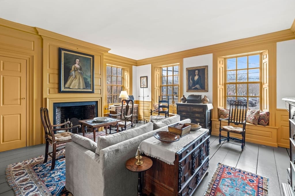 Single Family Residence at 17 Federal St, Newburyport MA 01950, photo 5 of 42