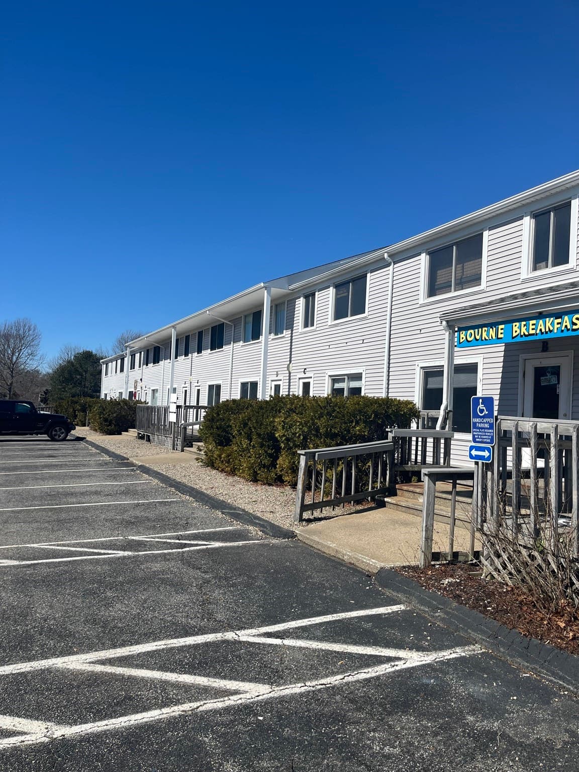Commercial Sale at 254 Shore Road, Bourne MA 02532, photo 4 of 10