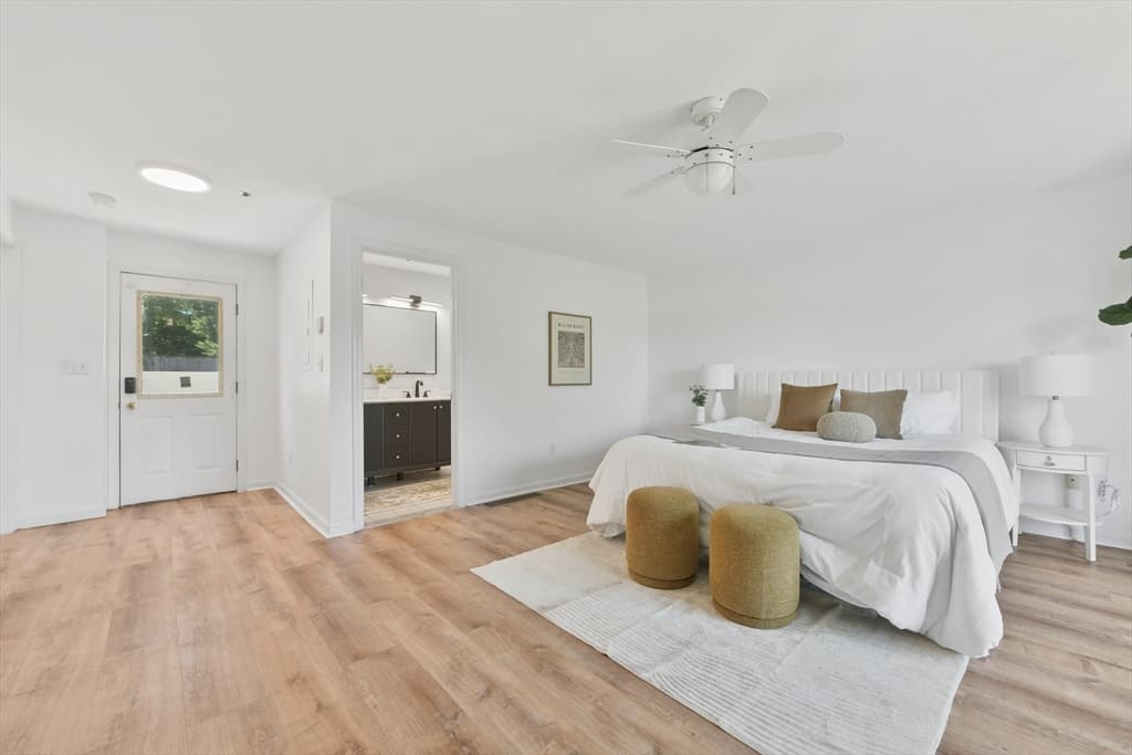 Condominium at 110 Coolidge Hill Rd # 2, Watertown MA 02472, photo 17 of 27