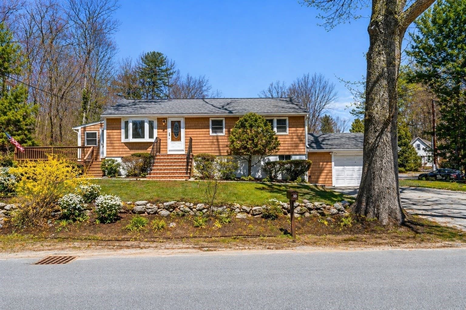 Single Family Residence at 83 Thurlow St, Georgetown MA 01833, Georgetown, photo 2 of 26
