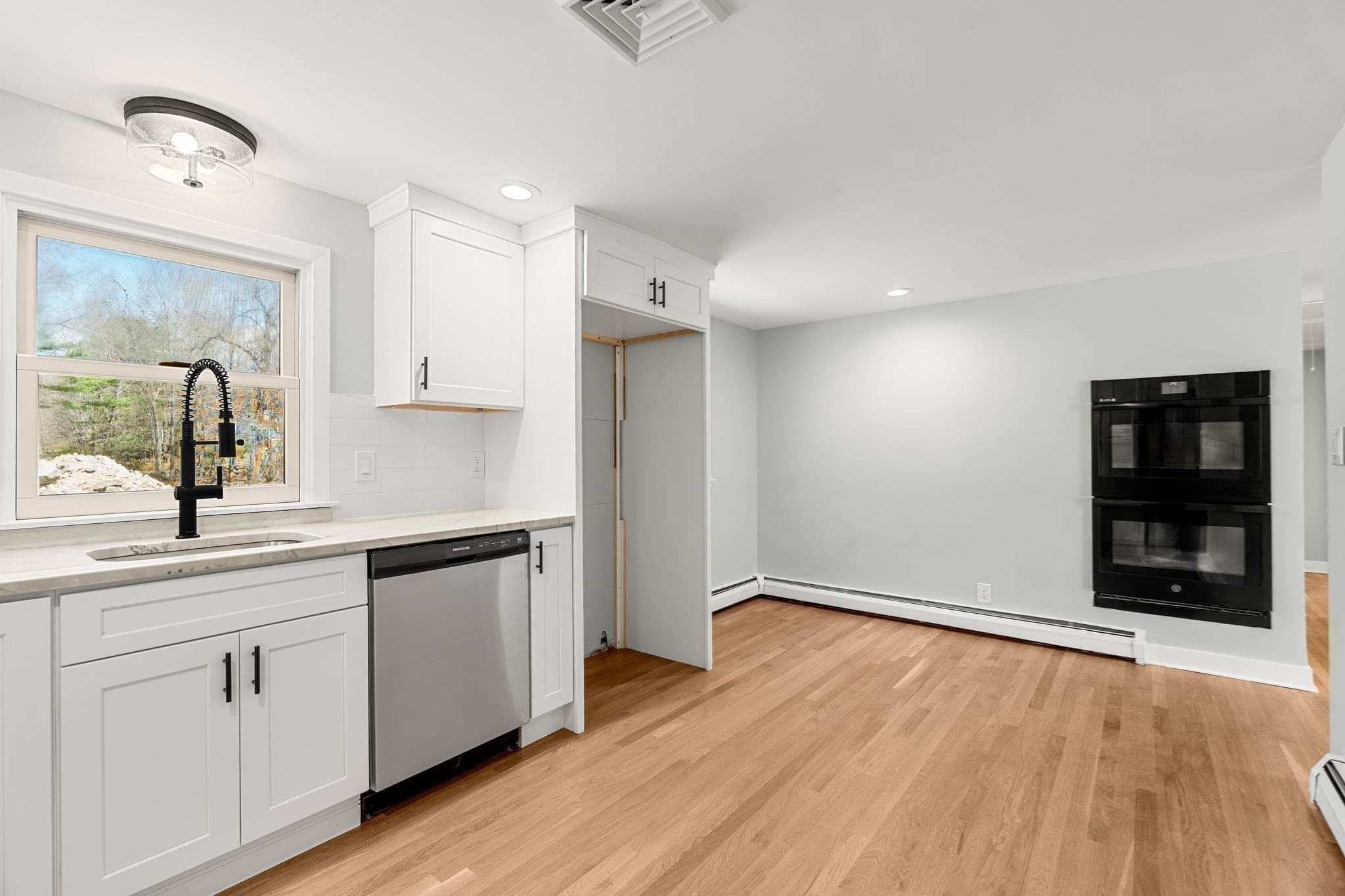 Single Family Residence at 83 Thurlow St, Georgetown MA 01833, Georgetown, photo 9 of 26