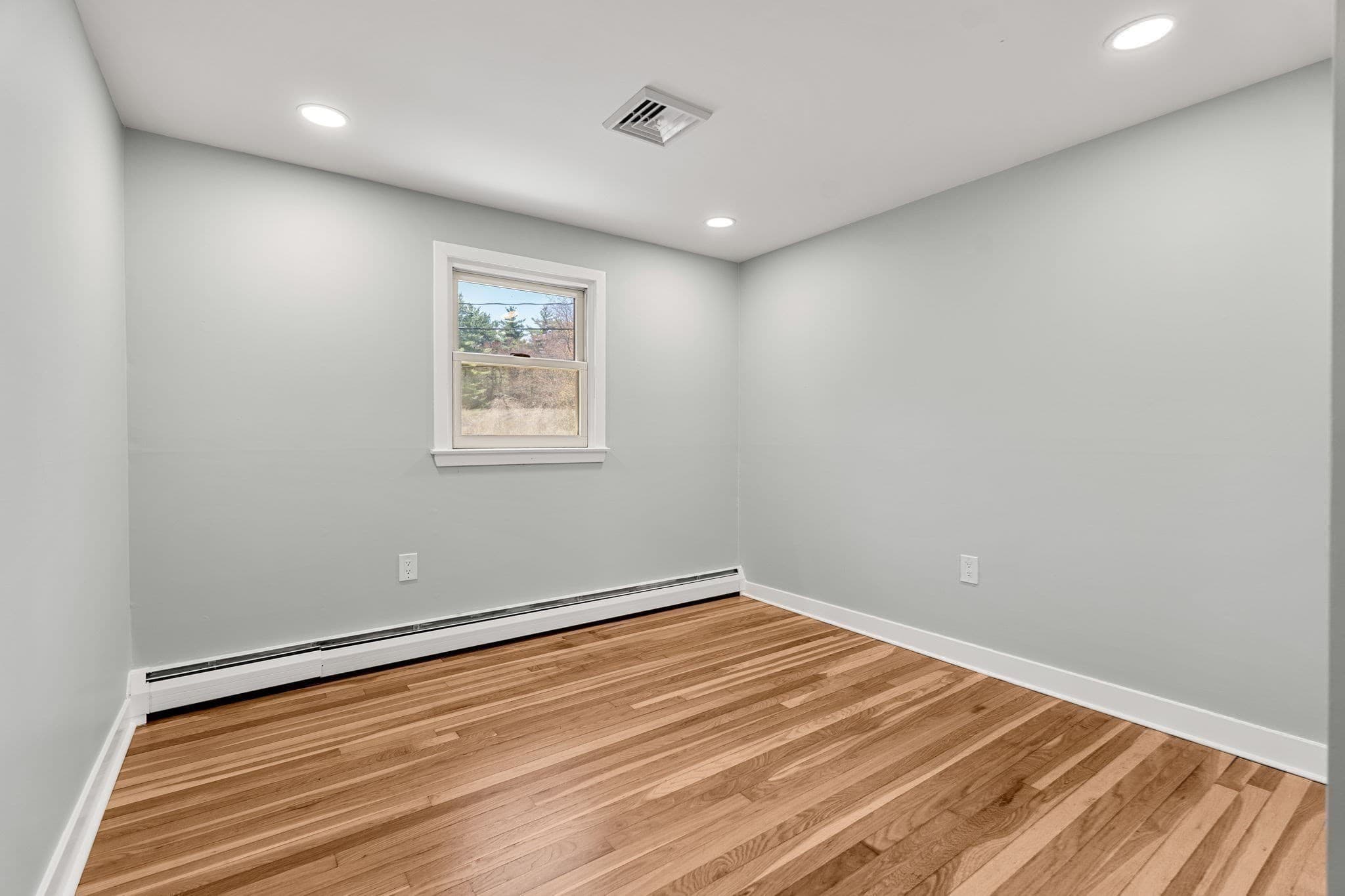 Single Family Residence at 83 Thurlow St, Georgetown MA 01833, Georgetown, photo 14 of 26