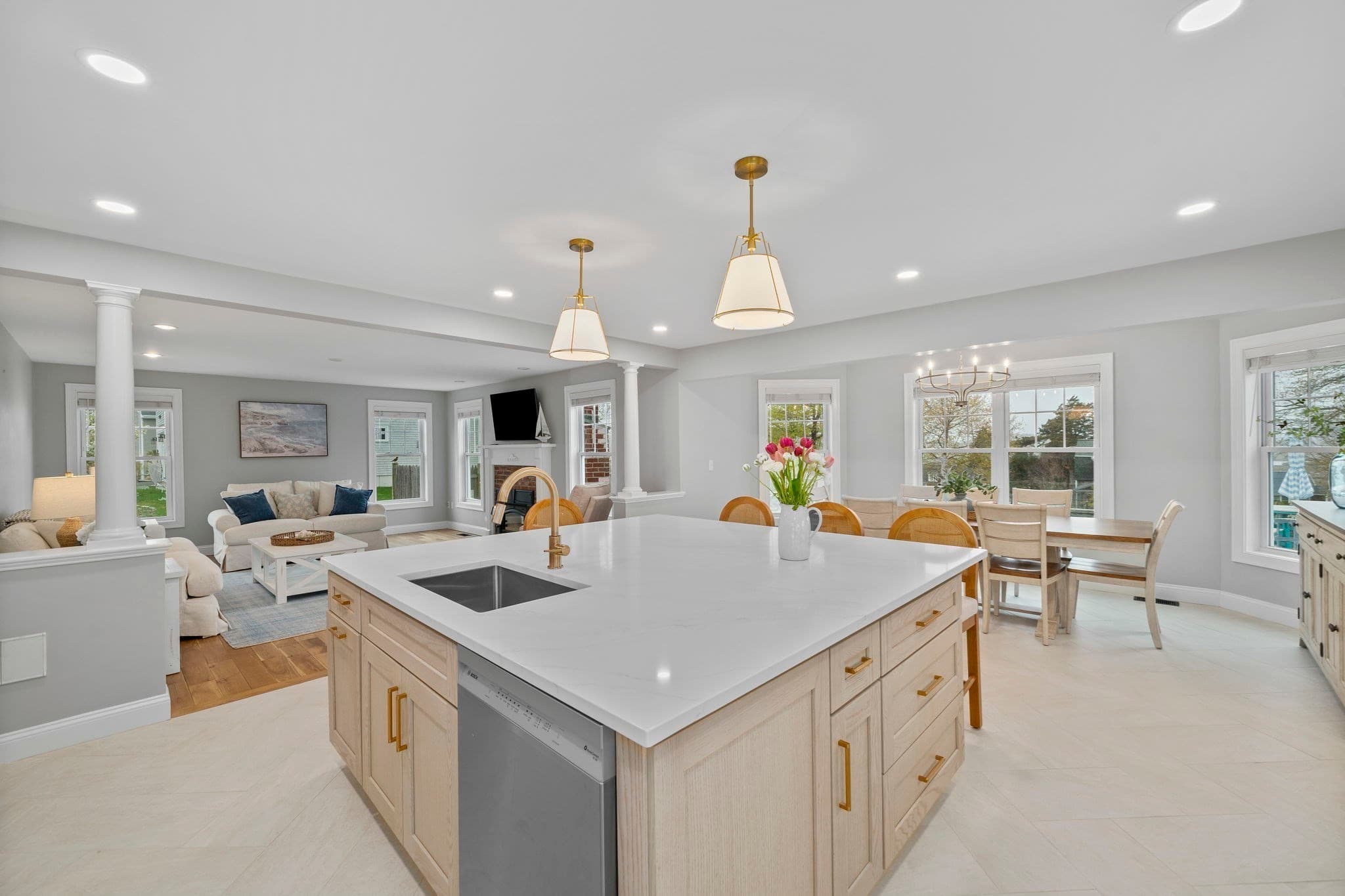 Single Family Residence at 19 Pauline Road, Marshfield MA 02050, photo 10 of 42