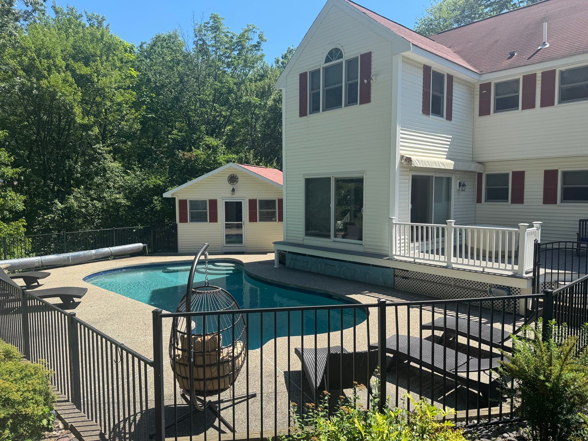 Single Family Residence at 22 Mcrayne Hill Rd, Billerica MA 01821, photo 41 of 42