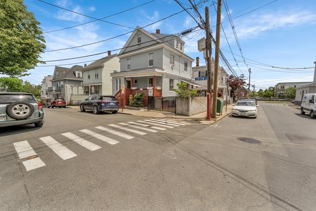 59 Bonair St, Somerville MA 02145 photo 2