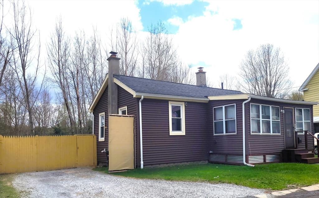 50 Root Pl, Pittsfield MA 01201