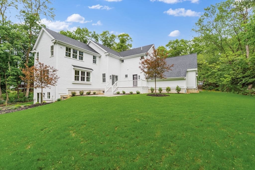 105 Prescott Road, Concord MA 01742 photo 3