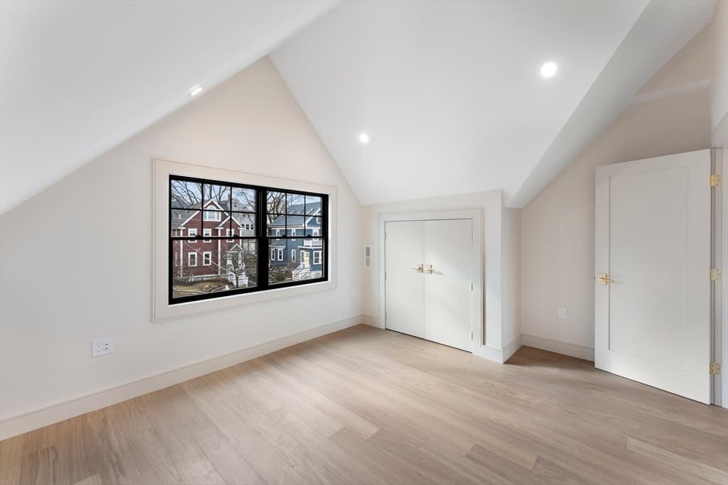 Multi Family at 142A Metropolitan, Boston MA 02131, photo 19 of 21