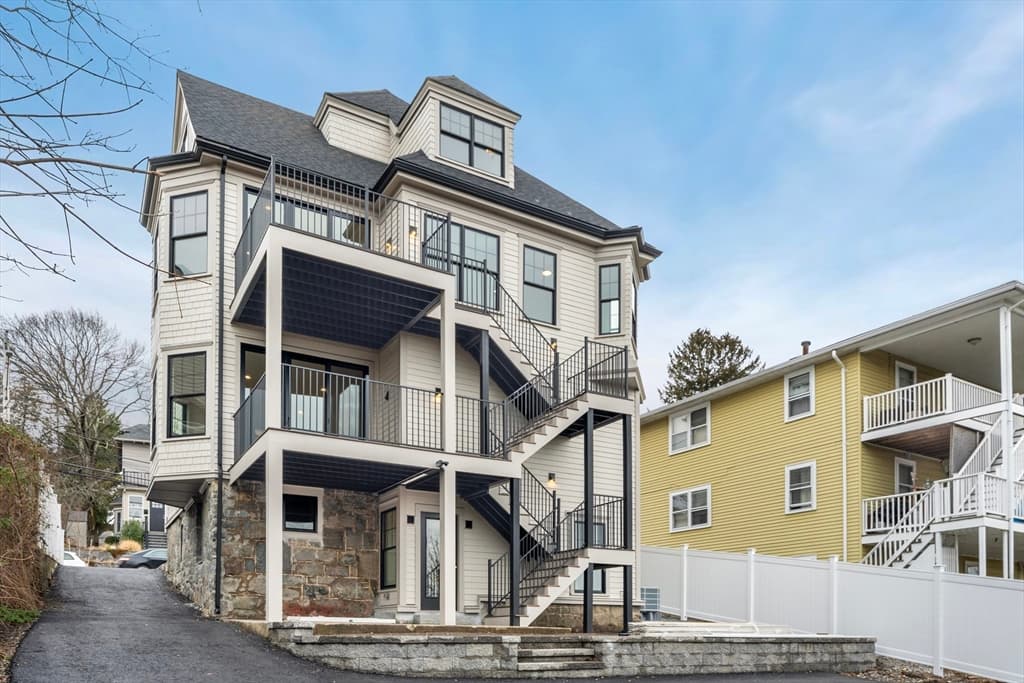 Multi Family at 142A Metropolitan, Boston MA 02131, photo 21 of 21