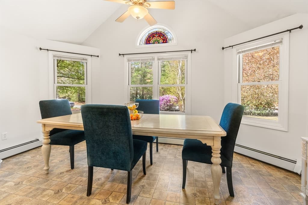 39 Leonard St, Carver MA 02330 photo 6