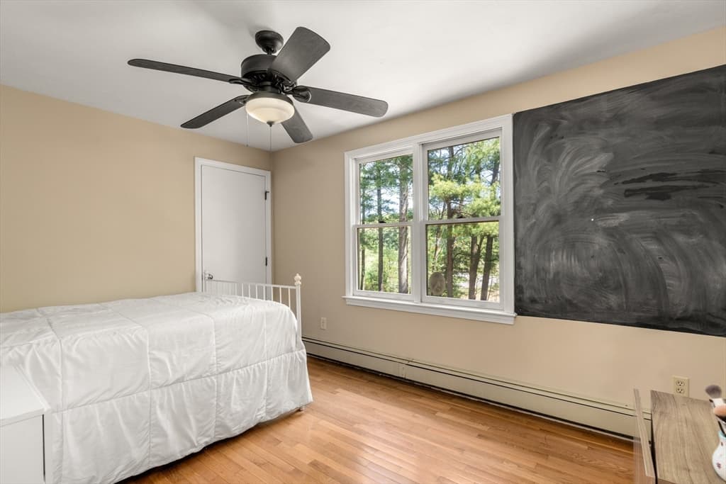 39 Leonard St, Carver MA 02330 photo 17