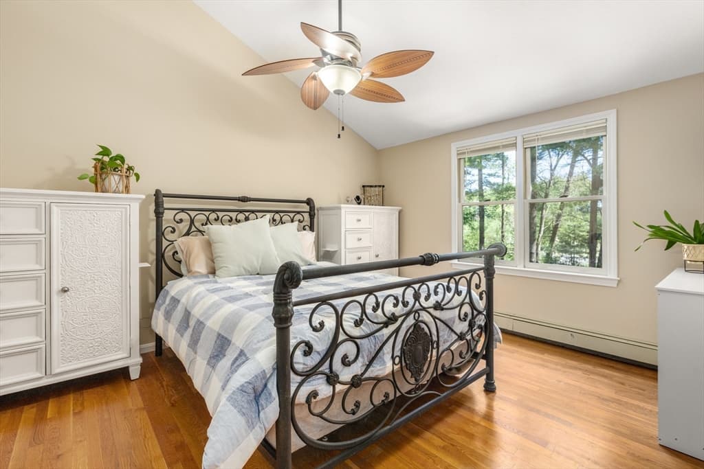 39 Leonard St, Carver MA 02330 photo 15