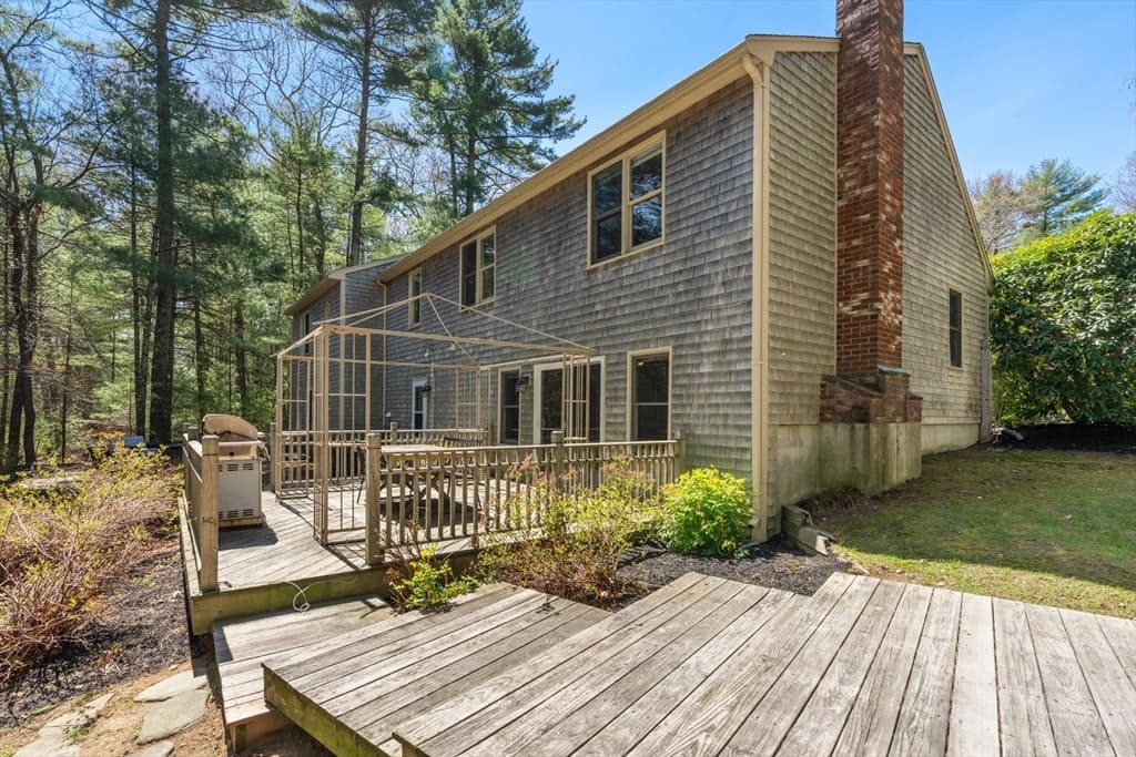 39 Leonard St, Carver MA 02330 photo 25