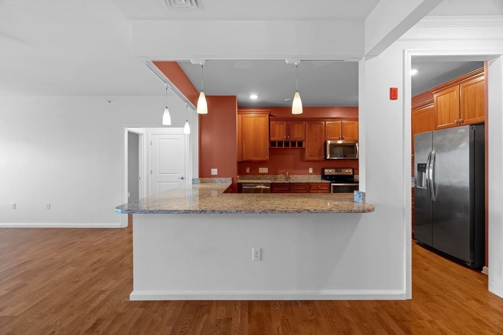 Condominium at 23 Augustus Court # 4003, Reading MA 01867, Reading, photo 12 of 42