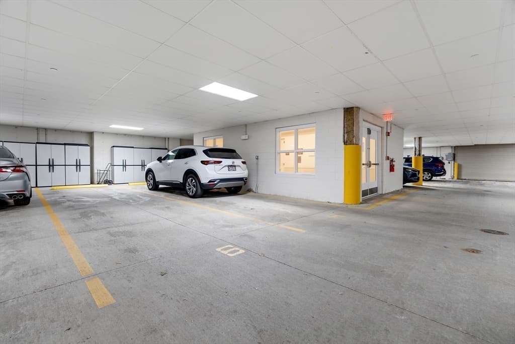 Condominium at 23 Augustus Court # 4003, Reading MA 01867, Reading, photo 33 of 42