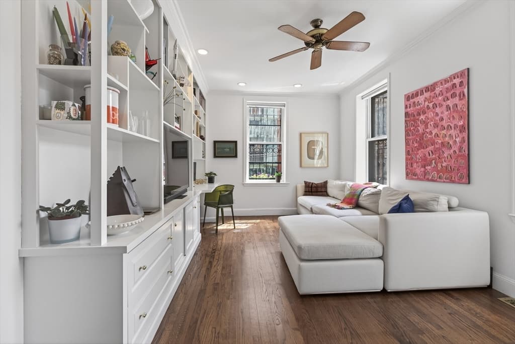 Condominium at 180 Marlborough St # 2, Boston MA 02116, photo 13 of 31