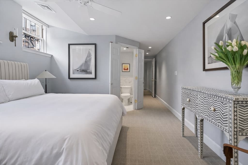 Condominium at 180 Marlborough St # 2, Boston MA 02116, photo 17 of 31
