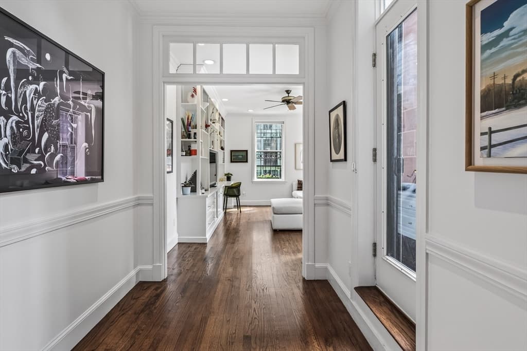 Condominium at 180 Marlborough St # 2, Boston MA 02116, photo 12 of 31