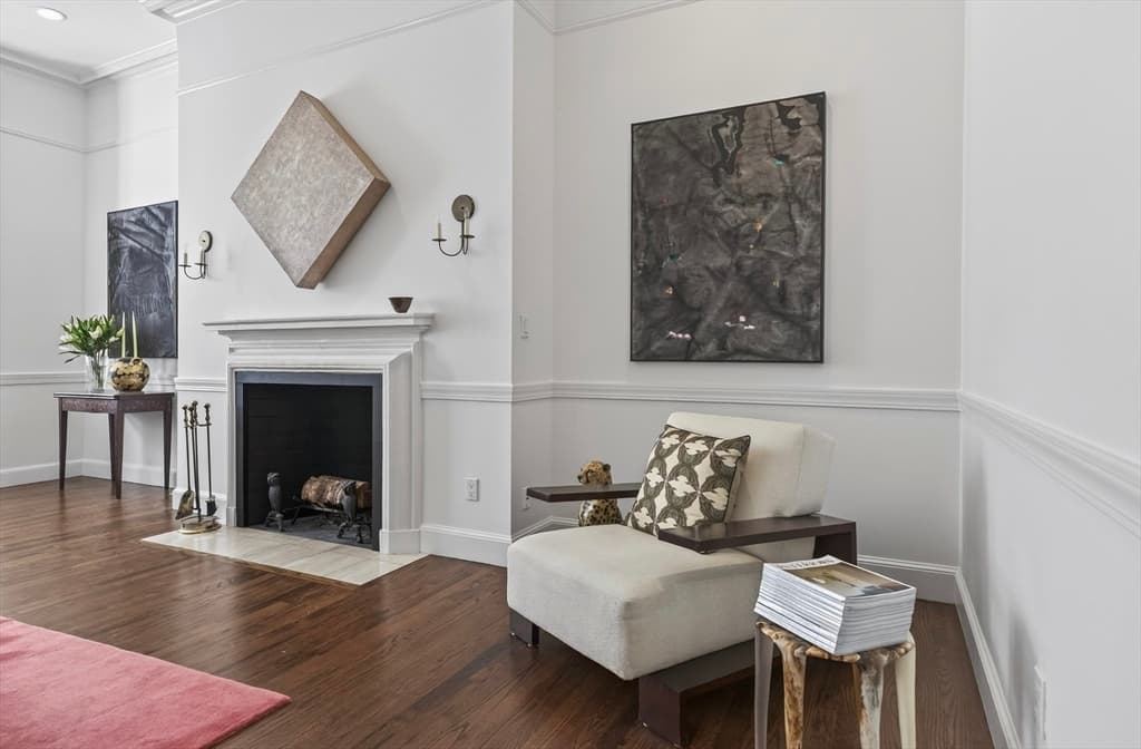Condominium at 180 Marlborough St # 2, Boston MA 02116, photo 3 of 31